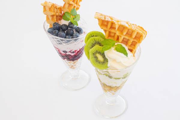 3つのミエレで夏のフルーツを使用した新作メニューを提供