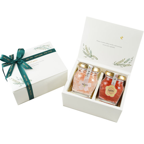 母の日に 可愛くて甘いお花で「ありがとう」を 春の人気アイテム・花びら入り蜂蜜が限定仕様のギフトセットに