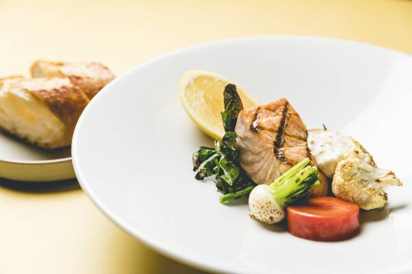 【ダーワ・悠洛 京都】 グリル料理をメインに気軽に楽しむ グリル ランチ ブレイク販売