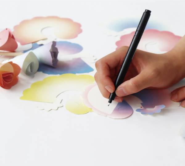 キンコーズ　産学共同プロジェクトから生まれた 武蔵野美術大学生の作品を商品化し限定販売