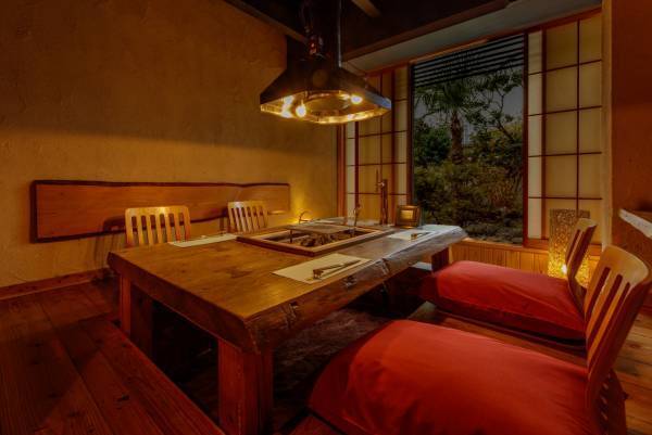 【仙台駅より徒歩7分】この夏新登場！仙台名物の牛たんを備長炭で自分のペースで焼いて楽しむワンランク上の熟成厚切り牛たん定食