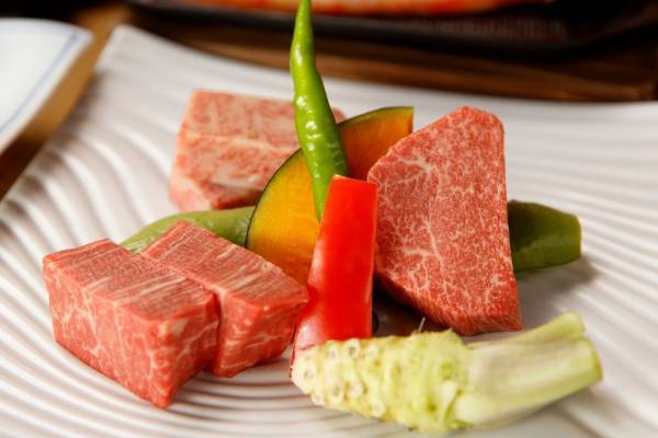 【仙台駅より徒歩7分】この夏新登場！仙台名物の牛たんを備長炭で自分のペースで焼いて楽しむワンランク上の熟成厚切り牛たん定食