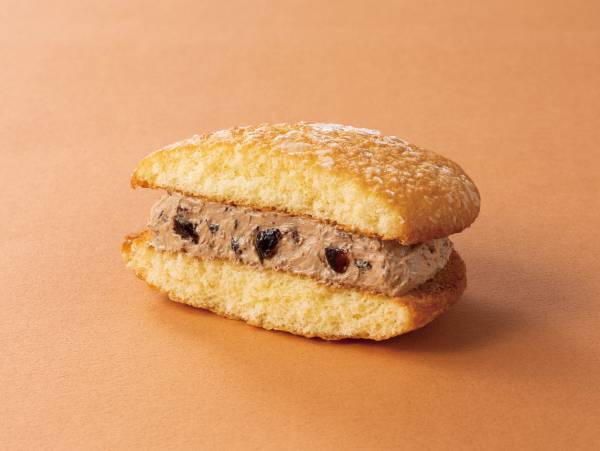 東京・自由が丘発祥のお菓子のホームラン王「ナボナ」が発売60周年を迎えました。