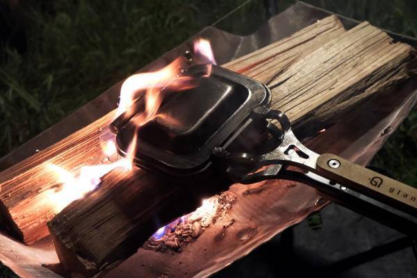 Makuakeの目標金額1700%！機能性とデザインにこだわった、感動的に美味しいホットサンドメーカー「黒皮極鉄プロサンド/ハーフ」の先行予約受付2/5(日)まで！