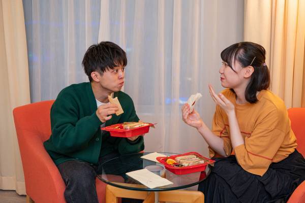 開始3ヶ月間ほぼ満室！大人気宿泊型リアル脱出ゲーム 『月夜の変装（ライアー）ホテルからの脱出』 次期11&12月宿泊予約スケジュール発表！