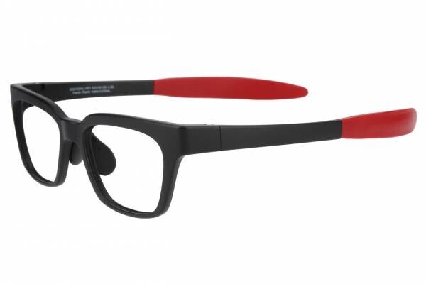 Zoffのスポーツ用メガネに 革新的設計の新モデル「Zoff CLAP CLICK構造搭載モデル」が登場。ヌートバー選手がひと足早く試着「Oh, so it fits perfectly！」