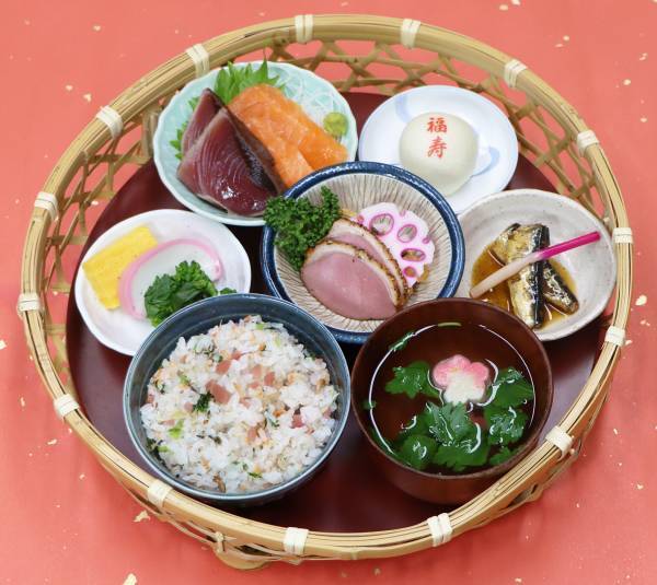 小石川後楽園【文化財指定100周年記念行事】イベント限定のお食事や商品を販売いたします！