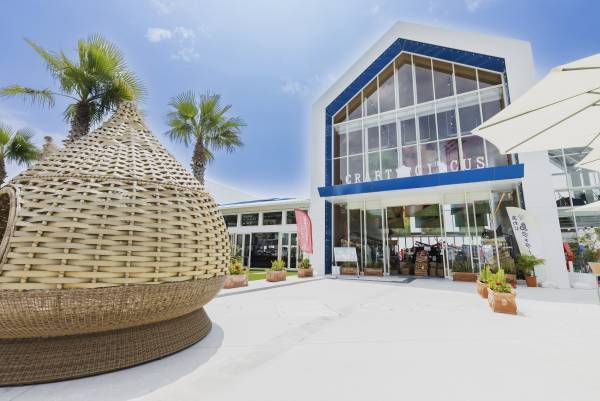 “夜空”をイメージした新作ドリンクを7月7日より提供開始