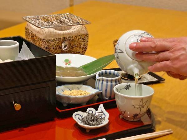 【西明石ホテルキャッスルプラザ】日本料理「赤石」に甘味処、5月16日(火)からサービス開始！わらび餅やみたらし団子など自慢の甘味