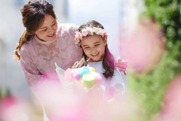 【 リゾナーレ八ヶ岳】高原の春の訪れを祝う祭典「回廊の花咲くリゾナーレ」開催～「風に舞う花びら」をテーマにした装飾が加わり、より華やかな空間を演出～｜期間：2023年4月29日〜5月28日