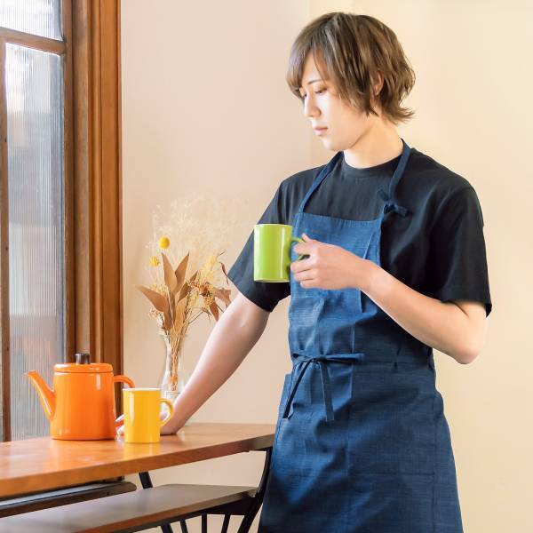 11月22日はいい夫婦の日！プレゼントにおすすめ。大人気の日本製エプロンに新柄が登場【京都きもの町】