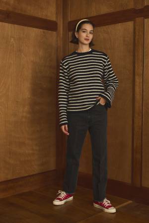 シップス ウィメンより新ブランド-SHIPS NINE CASE-10月5日（木）販売開始に先駆けて、いよいよ本日9月20（水）WEB LOOK公開、先行予約販売スタート！