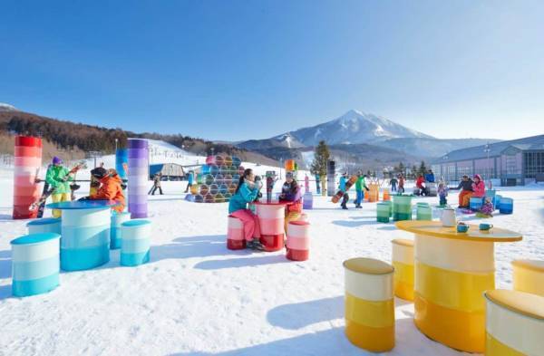 【BEB5軽井沢】日本各地を旅して、フィナーレの地軽井沢へ。星野リゾートの施設を巡る「旅するLovePiano」を7カ所目のBEB5軽井沢に設置│期間：2023年6月6日～7月31日