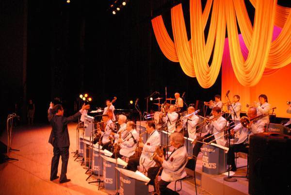 スイングジャズのレジェンド 北村英治 出演　75年の歴史を体感！昭和ジャズの楽しさ、興奮が今よみがえる　カンフェティでチケット発売