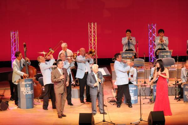 スイングジャズのレジェンド 北村英治 出演　75年の歴史を体感！昭和ジャズの楽しさ、興奮が今よみがえる　カンフェティでチケット発売