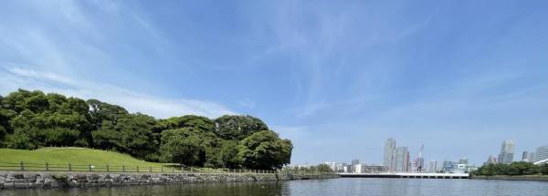 10/25～「舟から眺める浜離宮恩賜庭園」ウォーターズ竹芝から浜離宮恩賜庭園までのEV船を運航します！