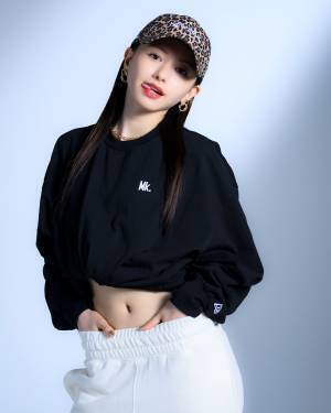 山本舞香とのコラボコレクションがニューエラから登場