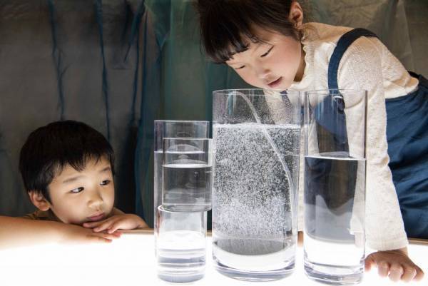 【リゾナーレ大阪】泡、波、光の現象や貝、サンゴなどの素材から海の世界の楽しさを創造する「海とつながるアトリエ」誕生｜期間：2023年6月1日〜9月30日