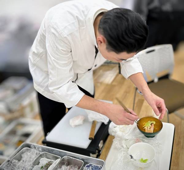 【速報】若き才能躍進。日本料理の未来を担う調理師2名が「経済産業大臣賞」「農林水産大臣賞」W受賞。第40回「日本料理全国大会」出展一の坊グループ