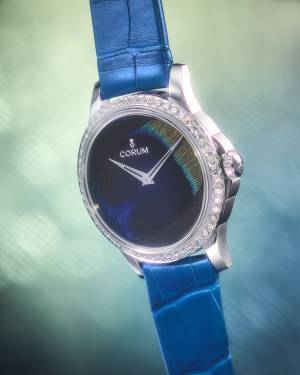 コルムが『フェザーウォッチ』を6月9日に発売