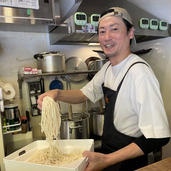 秋葉原に創作つけうどん専門店「ぼたん」がオープン！驚きのうどん屋らしからぬスープへのこだわり！