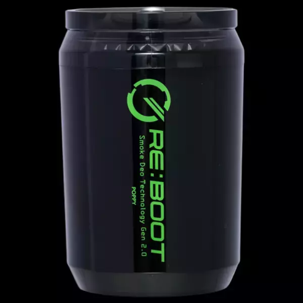 イラストレーター「WOOMA」さん描き下ろしイラストを起用【車用消臭芳香剤リブート】を発売！