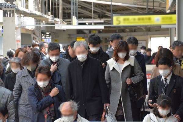 脱マスクなのにマスクの売り上げが急増！？ 黒マスク売り上げが先週比400％アップ