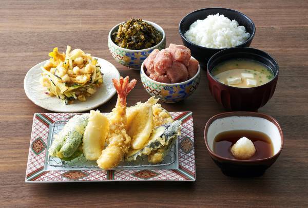 KUZUHA MALL（くずはモール）2023リニューアル ダイニングストリート第1弾　緑あふれる癒し空間の新たなダイニングストリートに話題のお店がオープン！