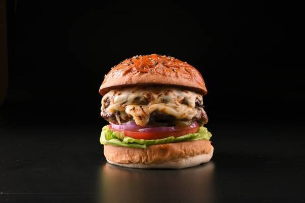 KUZUHA MALL（くずはモール）2023リニューアル ダイニングストリート第1弾　緑あふれる癒し空間の新たなダイニングストリートに話題のお店がオープン！