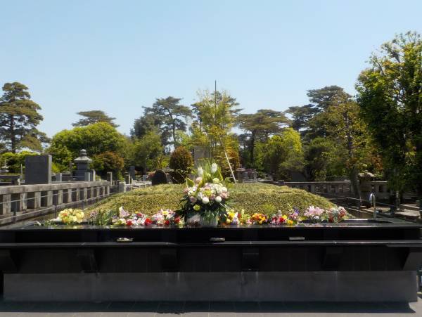 ◆多磨霊園開園100周年記念事業実施のお知らせ◆ 令和５年４月１日（土）～令和６年３月31日（日）