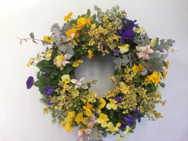 季節の花のオリジナル寄せ植え年４回定期便発送　４月１日 よりサービス開始