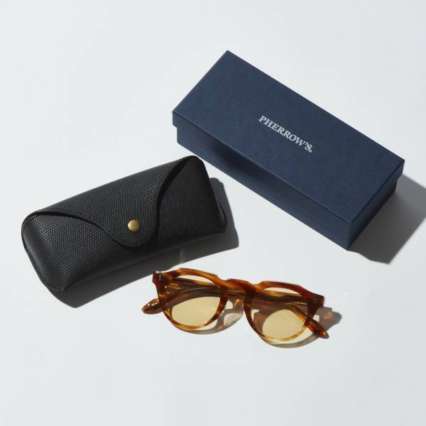 アメリカンアパレルの“フェローズ”が“パリミキ”とタッグを組み ブランド初となる本格アイウェアを開発。 フェローズ×パリミキサングラスが発売中！