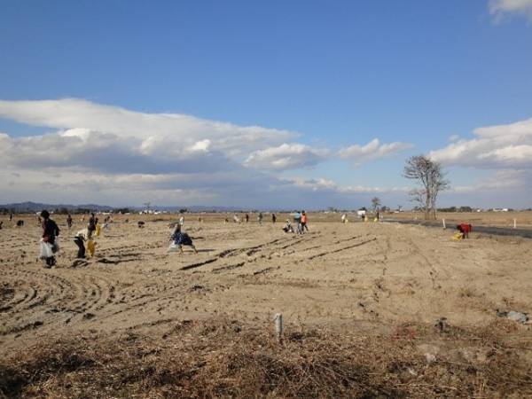 安心してチャレンジできる南相馬市で農業を！ 農業人材育成に向けて南相馬市とマイファームが 連携協定を締結し、新しい学校を開校