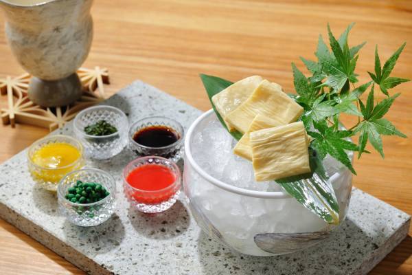 【界】温泉旅館のとっておきの場所で、ここでしか飲めない幸せな一杯を堪能 「至福の湯上がりビール」2023年も提供｜期間：2023年6月1日～10月31日