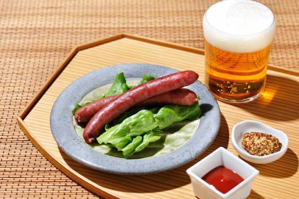 【界】温泉旅館のとっておきの場所で、ここでしか飲めない幸せな一杯を堪能 「至福の湯上がりビール」2023年も提供｜期間：2023年6月1日～10月31日