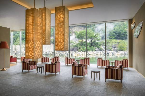 【界】温泉旅館のとっておきの場所で、ここでしか飲めない幸せな一杯を堪能 「至福の湯上がりビール」2023年も提供｜期間：2023年6月1日～10月31日