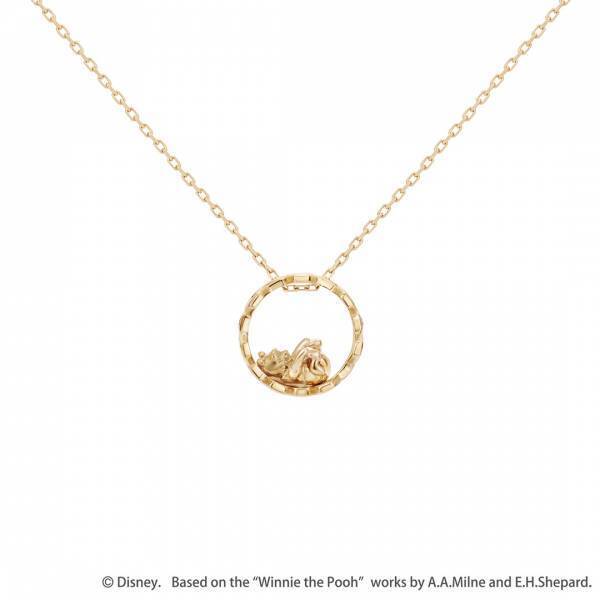 「くまのプーさん」　新作ネックレス＆ピアス “幸せを溜めこむ”幸運のモチーフ、ハニカムをデザイン