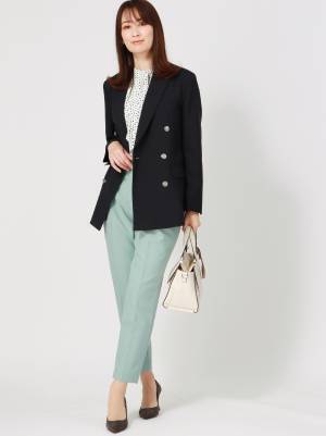 ＜ザ・スーツカンパニー＞ 小さいけれど大きな違い　その日の気分やシーンに合わせボタンを気軽に取換 チェンジボタン仕様のダブルブレスト紺ブレザーを発売