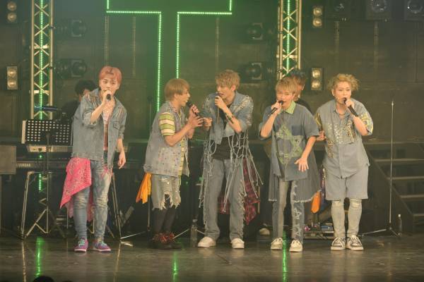 “魂を救う”衝撃のミュージカル『ALTAR BOYZ 2023』開幕! Team SPARK 初日レポート