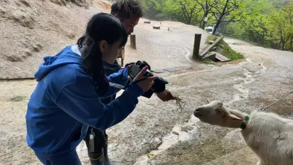 【STU48】「もも」とのネタコラボ企画！　激カワ動物のスナップ写真対決！