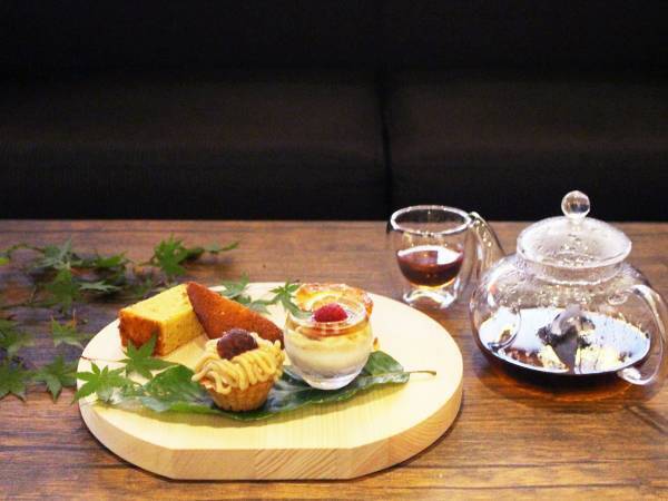 熊本・山鹿の温泉旅館のアフタヌーンティープランが好評により販売期間延長！ 山鹿和栗のスイーツを2023年11月末まで堪能できる