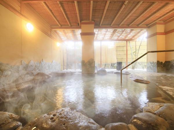 熊本・山鹿の温泉旅館のアフタヌーンティープランが好評により販売期間延長！ 山鹿和栗のスイーツを2023年11月末まで堪能できる