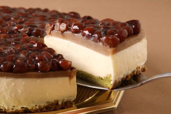 ６月１日～６月３０日（金）最終日、期間限定で「水無月風フロマージュ」を新発売！ 【パティスリー洛甘舎】