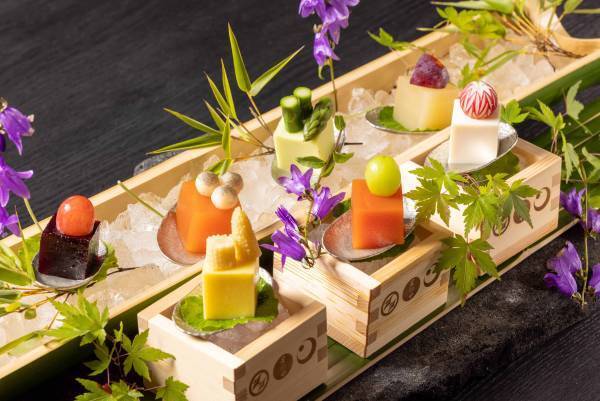 【星のや軽井沢】温泉療法専門医早坂信哉氏監修 サウナ付き客室で心身ともにリフレッシュする滞在プログラム「軽井沢 蒸湯(むしゆ)逗留 -夏-」実施～避暑地軽井沢の涼と共に満喫する夏のサウナ～｜期間：2023年6月1日～8月31日