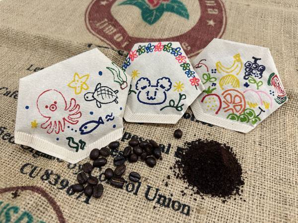 麗澤中学・高等学校×イオンモール柏×スターバックスコーヒーイオンモール柏店　【産学連携】中高生がコーヒー豆かすに新たな価値を提供