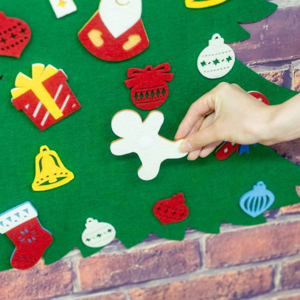 今年もオーサムストアのクリスマスがやってきた！ 今年のテーマは80年代レトロ！ オーサムストアらしい遊び心のデザインにも大注目！