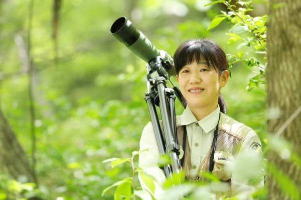 【ピッキオ】～野鳥の宝庫・軽井沢野鳥の森で、くつろぎの時間を過ごす～夕暮れ時に野鳥の歌と姿を堪能するツアー「春の森さえずりコンサート」を開催｜実施日：2023年5月1日～31日