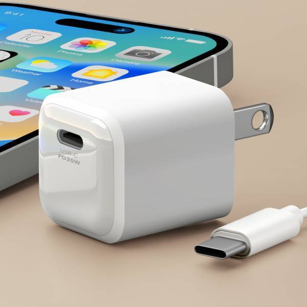 小さくてもパワフルなパワーデリバリー対応AC充電器を株式会社PGAが発売