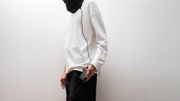 電熱シートの力で寒さから首を守る『PowerArQ Electric Neck Warmer （電熱ネックウォーマー）』 12月13日より発売開始