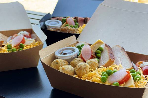 ホテル総料理長監修のお花見弁当！桜の名所、明石公園のテイクアウトショップで3月25日（土）から販売